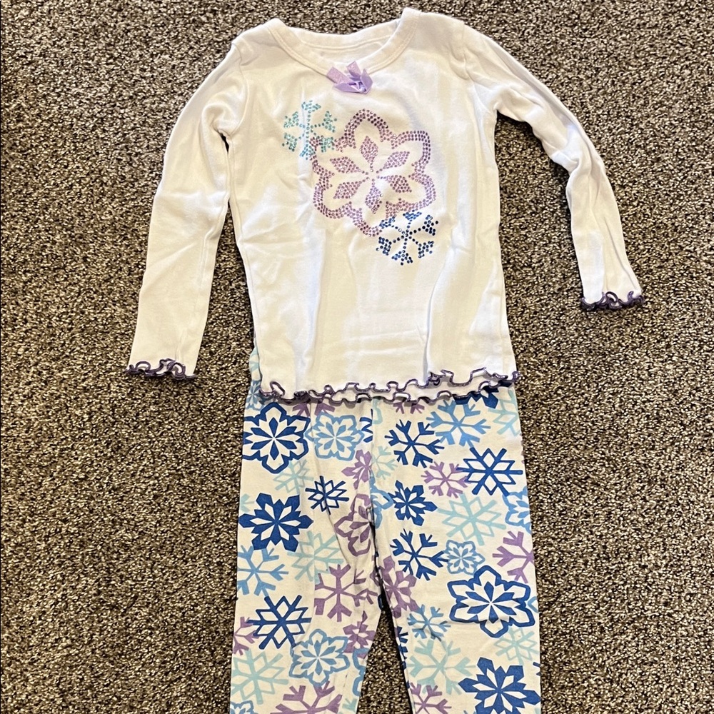 Sara's Prints White and Purple Snowflake Pajama Set